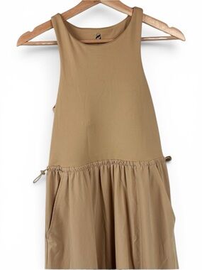 🤍 Lou & Grey Side Bungee Pocket Midi Dress | Size XS | Sandy Glow